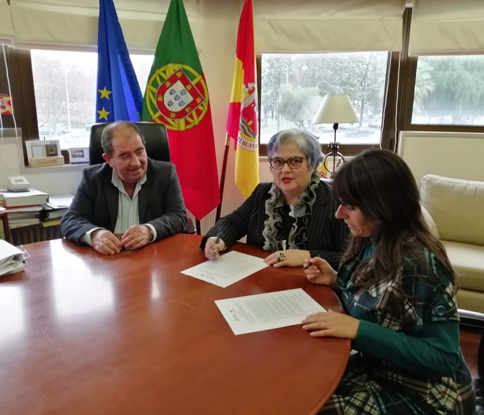 Consignação da empreitada de conservação e restauro dos módulos de taipa Almóada do Castelo de Paderne